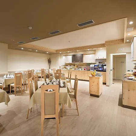 Otel Silvestri 3*