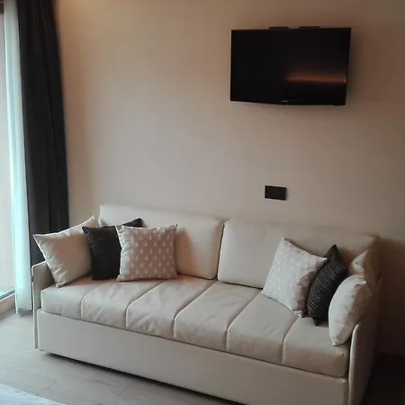 Otel Silvestri 3*